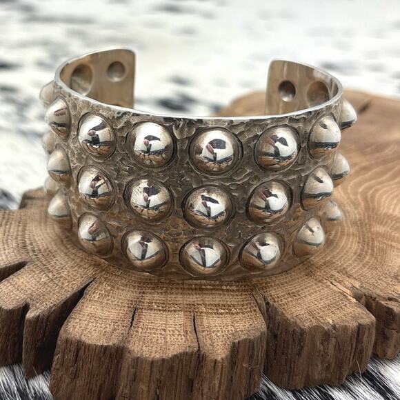 RONNIE WILLIE Navajo Sterling Silver Statement Cuff Bracelet With Repousse Bumps - Picture 2 of 4
